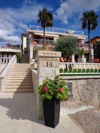 Villa Maja Njivice Bagian luar foto
