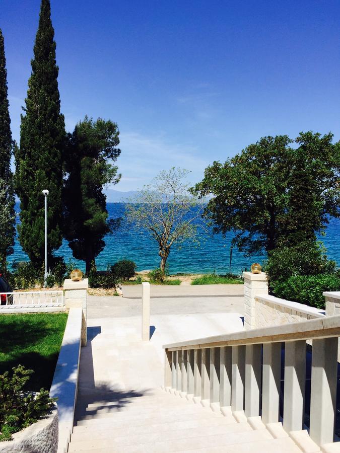 Villa Maja Njivice Bagian luar foto